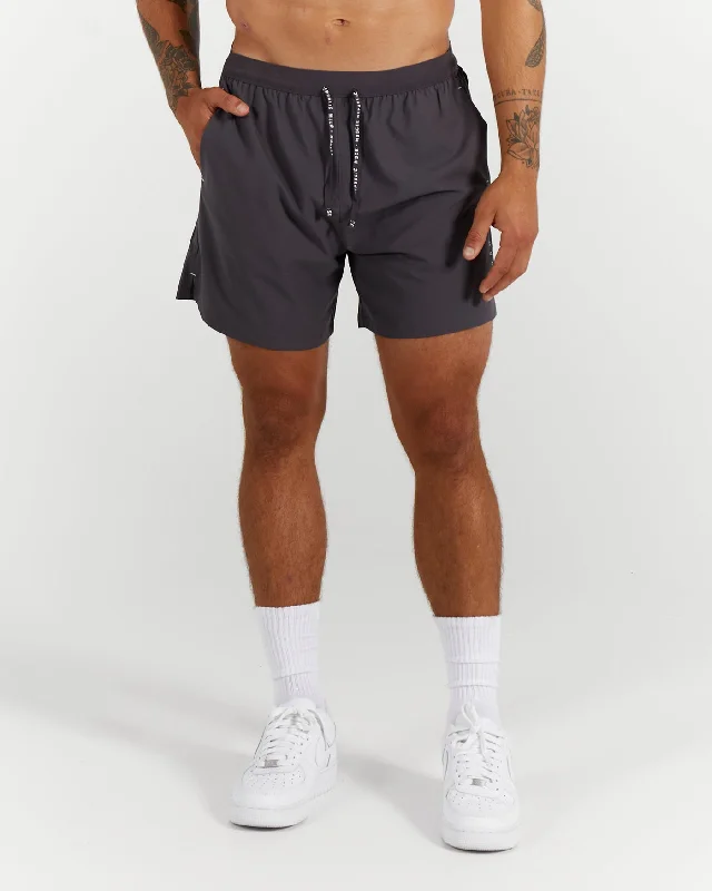 Men's pleated front twill shorts for a classic and sophisticated appearanceMuscle Republic | Compound 5" Shorts - Steel