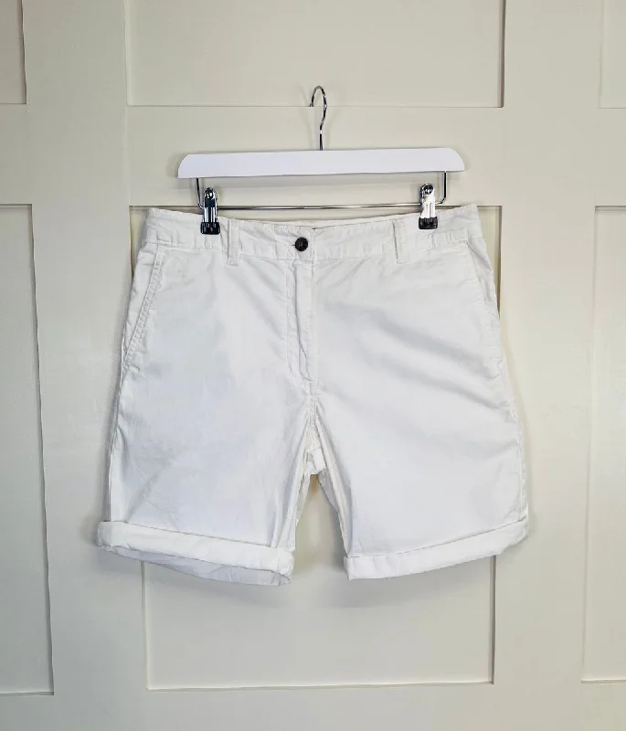 Men's distressed cotton shorts for a bohemian - inspired styleWhite High Waisted Chino Shorts