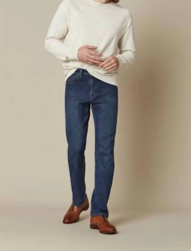 Men's Jeans with a Button - Fly for a Traditional and Classic AestheticCharisma Jeans In Mid Comfort