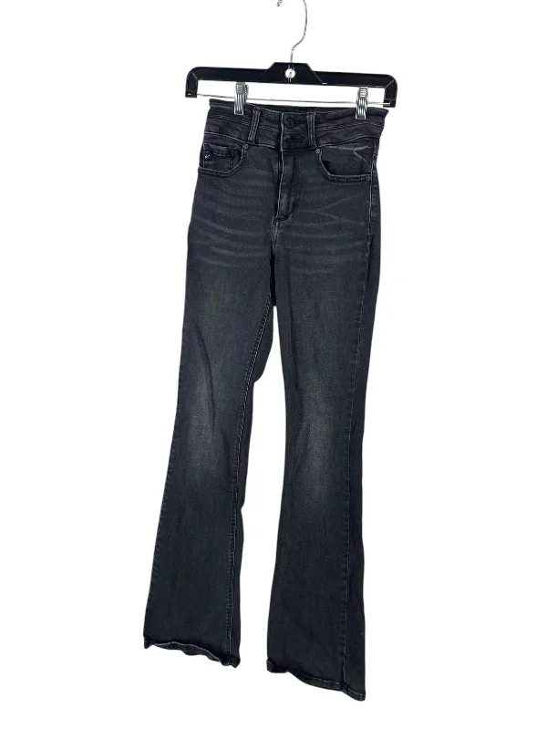 Men's Jeans with a Cargo - Inspired Knee Pocket for Extra StorageJeans Flared By Kancan In Black Denim