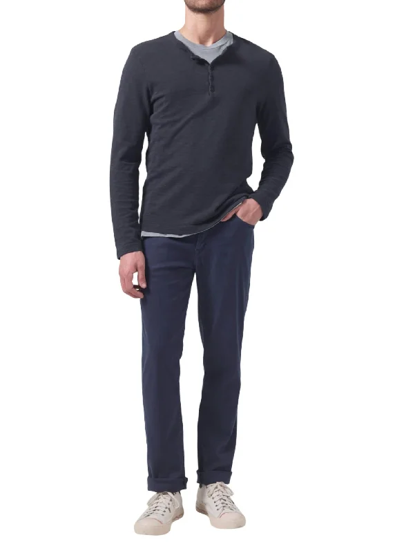 Men's Jeans with a Button - Fly for a Traditional and Classic AestheticMen's Gage Slim Straight Pant In Night Flight