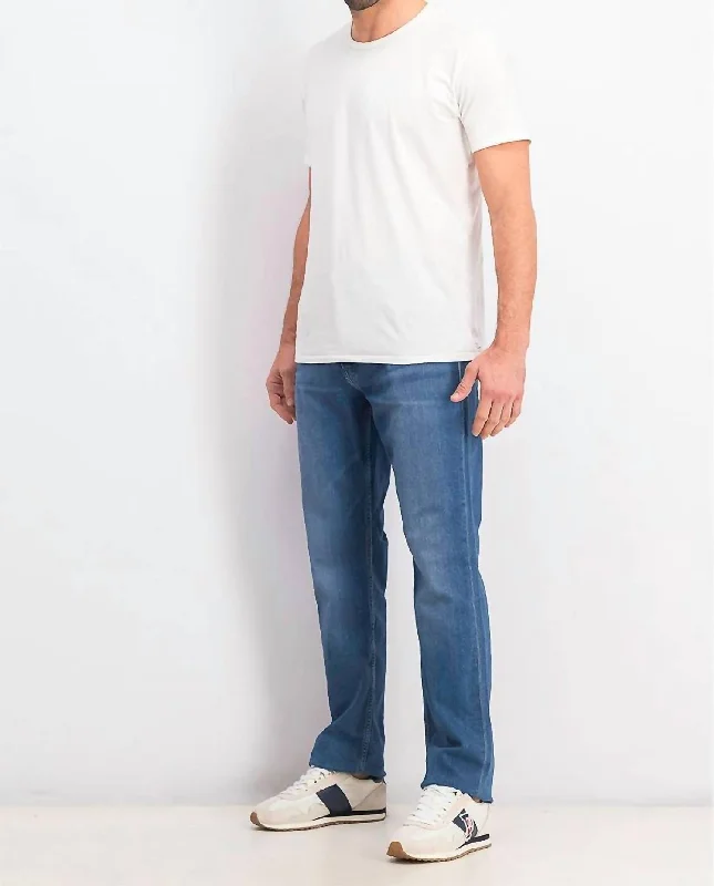 Men's Stretch Jeans with a Moisture - Wicking Lining for Active LifestylesNormandie Jeans In Hardey